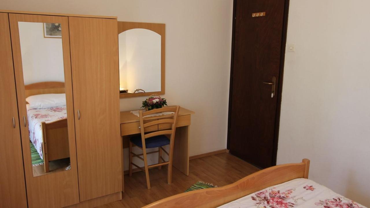 Apartments Trupec マリンスカ エクステリア 写真